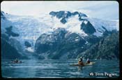 paddlers-with-glaciers